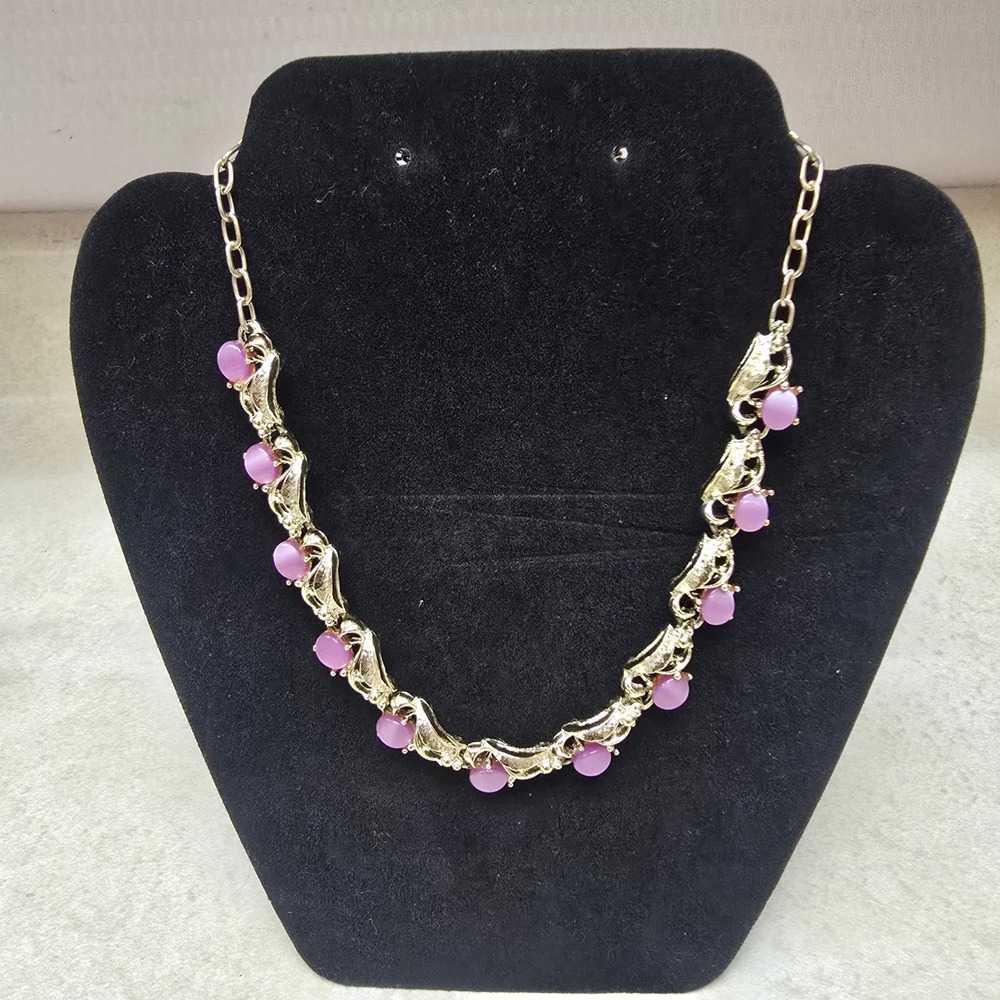 Vintage Gold Tone Pink Cats Eye Leaf Link Choker Necklace J-Hook Clasp 16 Inch